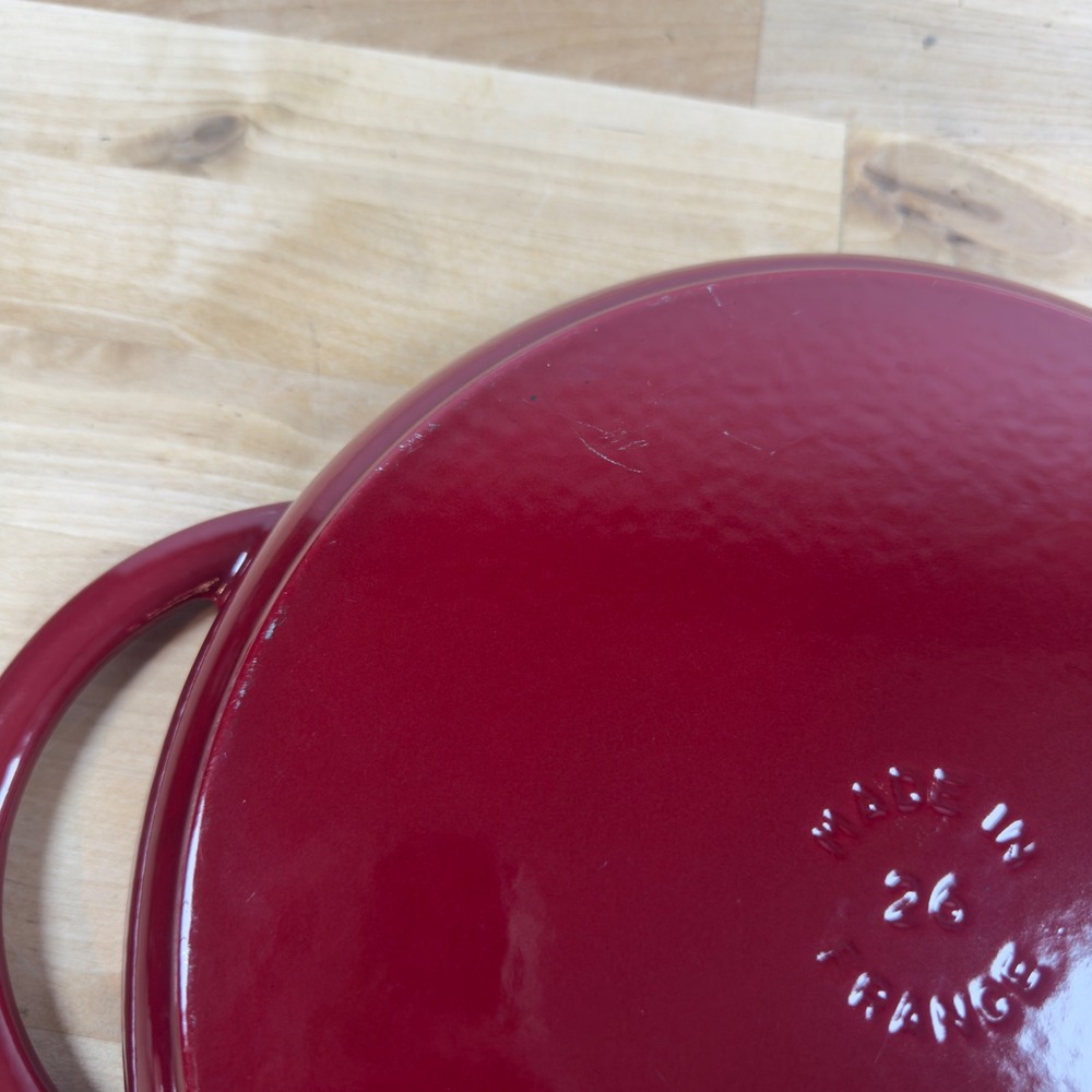 Staub 10 inch Round Enameled Cast Iron Grill Pan Cherry Red Made in France 26cm - Picture 6 of 8